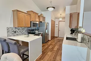 262 Wyldewood Dr, Oshkosh, WI 54904 - Photo 4