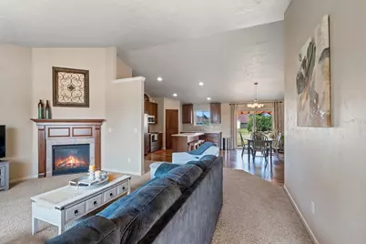 1439 Navigator Way, De Pere, WI 54115 - Photo 14