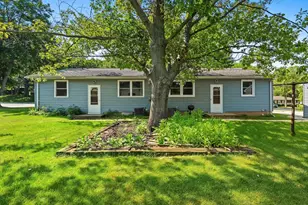 2255 Deer Trail, Green Bay, WI 54302 - Photo 8