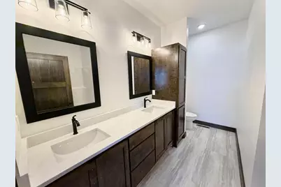 W5668 Tonys Way, Appleton, WI 54915 - Photo 14
