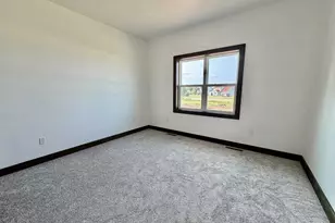 W5668 Tonys Way, Appleton, WI 54915 - Photo 16