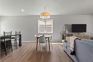 1269 Brayden Ln, De Pere, WI 54115 - Photo 8