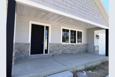 1970 Penny Lane, New London, WI 54961 - Photo 2
