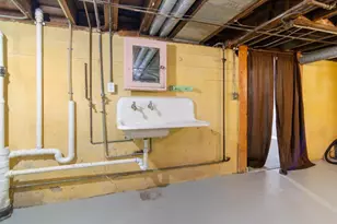 735 S Baird St, Green Bay, WI 54301 - Photo 42