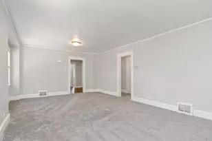 735 S Baird St, Green Bay, WI 54301 - Photo 12