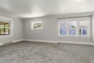 735 S Baird St, Green Bay, WI 54301 - Photo 10