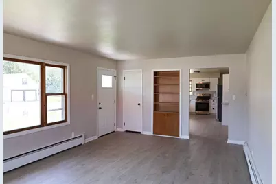 6070 County Road S, Little Suamico, WI 54171 - Photo 6