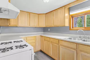 2305 17th Ave, Menominee, MI 49858 - Photo 6