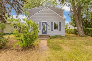 2305 17th Ave, Menominee, MI 49858 - Photo 22