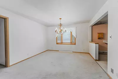 2897 Omro Road, Oshkosh, WI 54904 - Photo 4