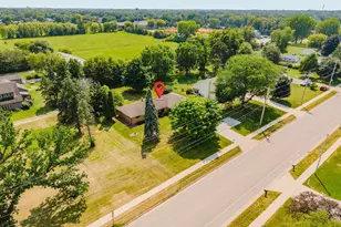 2897 Omro Rd, Oshkosh, WI 54904 - Photo 30