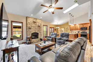 2206 Blue Stem Ln, De Pere, WI 54115 - Photo 12