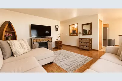 3720 Purple Crest Court, Oshkosh, WI 54901 - Photo 4