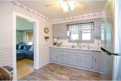 190 Mill Street, Iola, WI 54945 - Photo 6