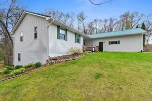 N7163 Cozy Oaks Cir, Shawano, WI 54166 - Photo 4