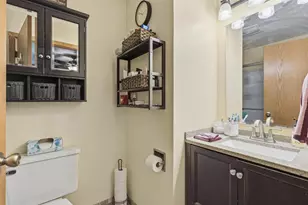 217 E Mitchell Ave, Appleton, WI 54915 - Photo 14