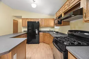 9472 Hopi Ln, Fremont, WI 54940 - Photo 6