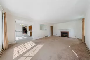 5116 Violet Ln, Oshkosh, WI 54904 - Photo 6