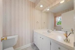 5116 Violet Ln, Oshkosh, WI 54904 - Photo 10