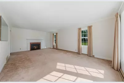 5116 Violet Lane, Oshkosh, WI 54904 - Photo 8