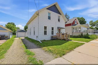 313 Prospect Avenue, Oshkosh, WI 54901 - Photo 1