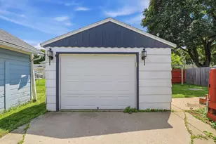 313 Prospect Ave, Oshkosh, WI 54901 - Photo 22