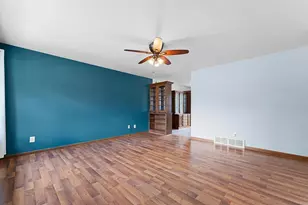 1919 Winchester Ave, Oshkosh, WI 54901 - Photo 6