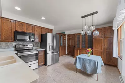 1919 Winchester Avenue, Oshkosh, WI 54901 - Photo 8