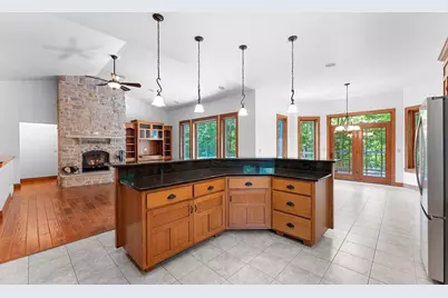 3940 Sunnyview Road, De Pere, WI 54115 - Photo 14