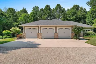 3940 Sunnyview Rd, De Pere, WI 54115 - Photo 70