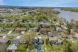 413 S Good Hope Rd, De Pere, WI 54115 - Photo 56