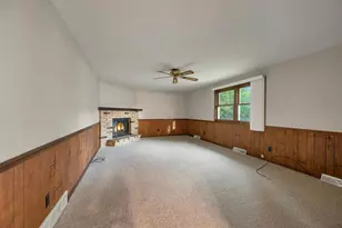 413 S Good Hope Rd, De Pere, WI 54115 - Photo 8