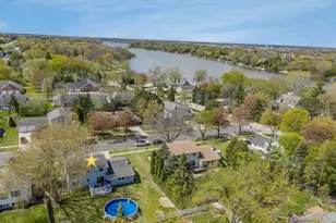 413 S Good Hope Rd, De Pere, WI 54115 - Photo 54