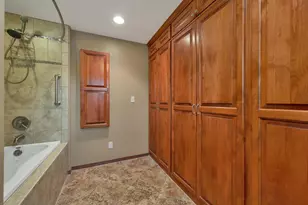 413 S Good Hope Rd, De Pere, WI 54115 - Photo 32