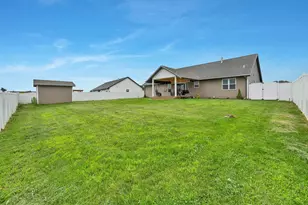 1756 Red Oak St, Green Bay, WI 54313 - Photo 44