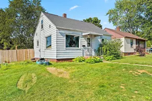 207 Rolland St, Algoma, WI 54201 - Photo 2