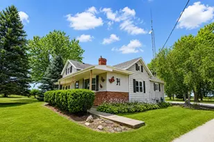 N9644 Ridge Rd, Van Dyne, WI 54979 - Photo 2