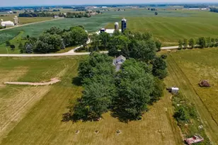 N9644 Ridge Rd, Van Dyne, WI 54979 - Photo 38