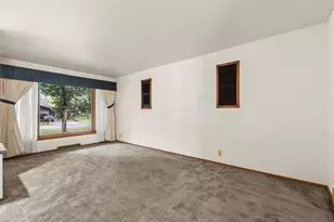 110 Woodside Ct, Neenah, WI 54956 - Photo 20