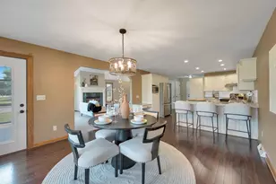 2228 Lost Dauphin Rd, De Pere, WI 54115 - Photo 14