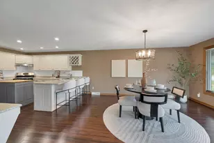 2228 Lost Dauphin Rd, De Pere, WI 54115 - Photo 12