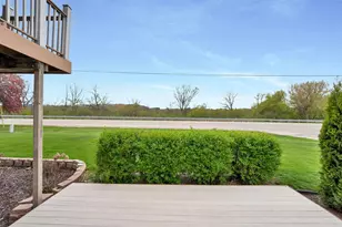 2228 Lost Dauphin Rd, De Pere, WI 54115 - Photo 4