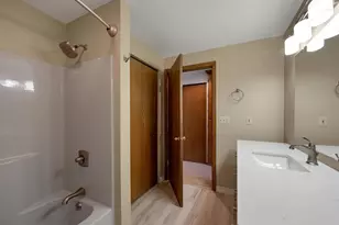 2228 Lost Dauphin Rd, De Pere, WI 54115 - Photo 32
