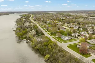 2228 Lost Dauphin Rd, De Pere, WI 54115 - Photo 40