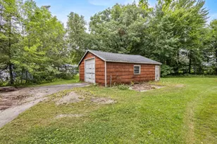 138 Elm Dr, Green Bay, WI 54313 - Photo 34