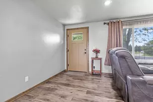 138 Elm Dr, Green Bay, WI 54313 - Photo 54