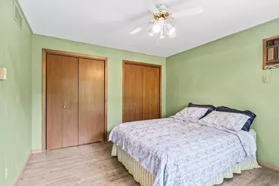 2073 S Point Comfort Road, Oshkosh, WI 54902 - Photo 20