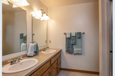 4149 Westview Lane, Oshkosh, WI 54904 - Photo 18