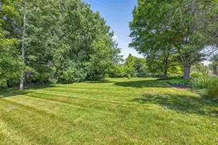 2928 E Ridge Pl, Neenah, WI 54956 - Photo 60