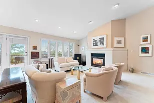 1525 N Bay Highlands Dr, Green Bay, WI 54311 - Photo 6